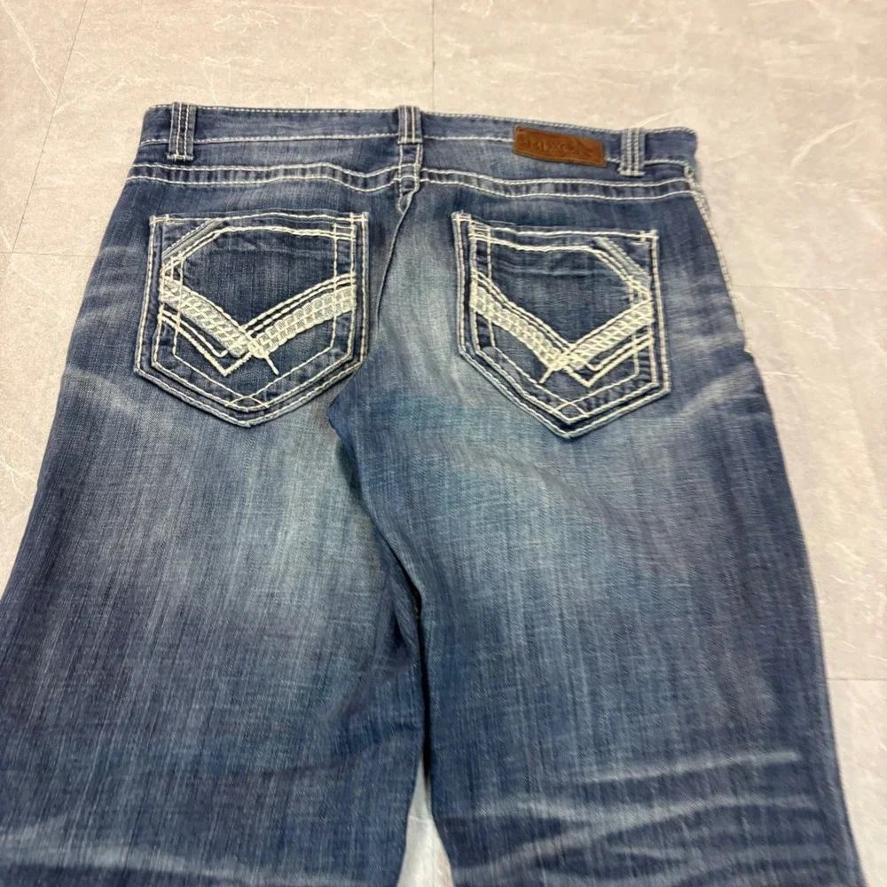 Buckle Black Mens Straight Leg Jeans Medium Wash Embroidered Pockets 33x32
